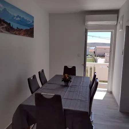 Apartment Gordana 4+2 Ljubac (Zadar)