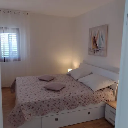 Gordana 4+2 Apartment